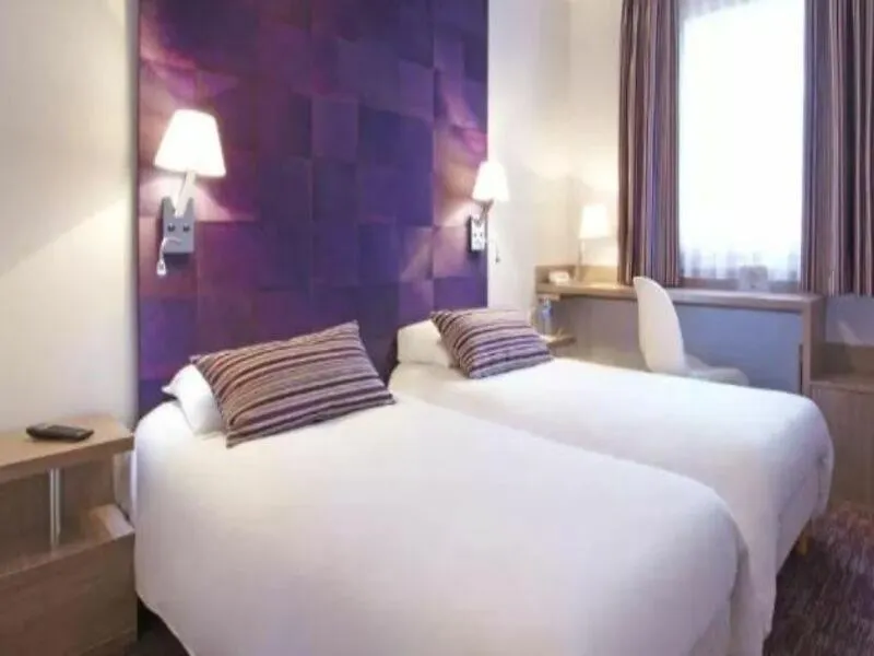 Kyriad Direct - Bourg les Valence France